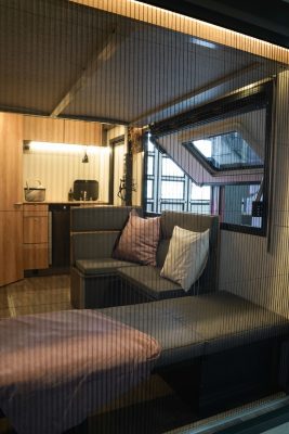 Rote Absetzkabine innen 10-02-26 LR -17