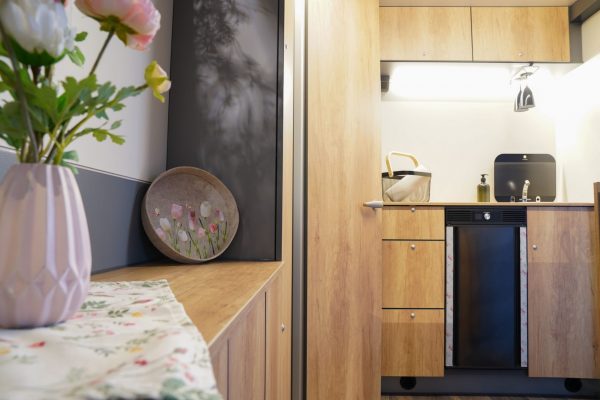 Rote Absetzkabine innen 10-02-26 LR -2